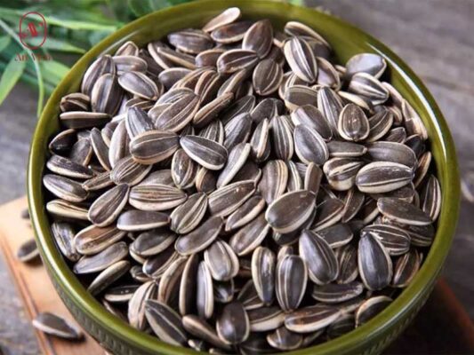 các loại bánh kẹo ngày tết hạt hướng dương