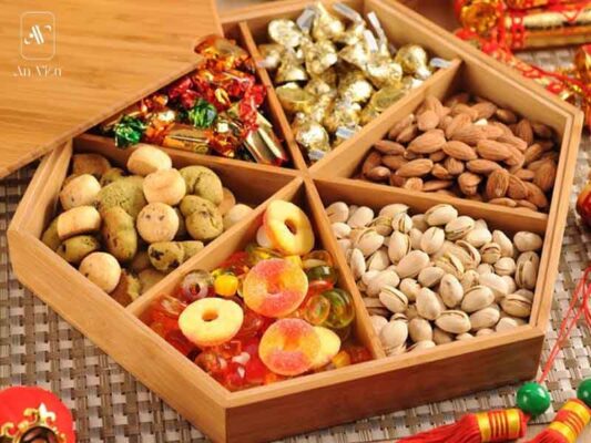 trang trí bánh kẹo ngày tết khay mứt thập cẩm