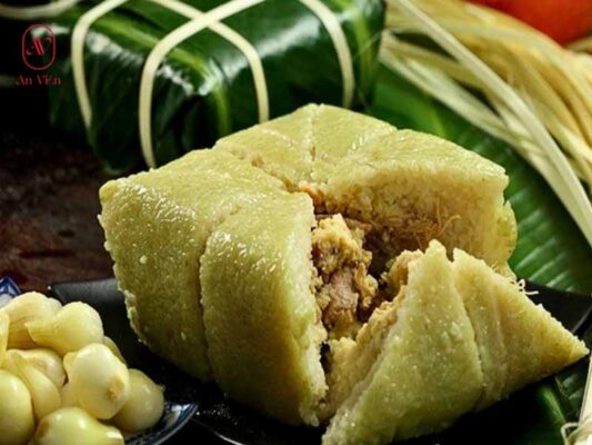 Bánh kẹo truyền thống: Bánh Chưng