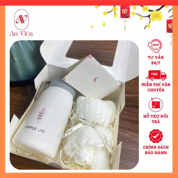 bình nước khăn gấu